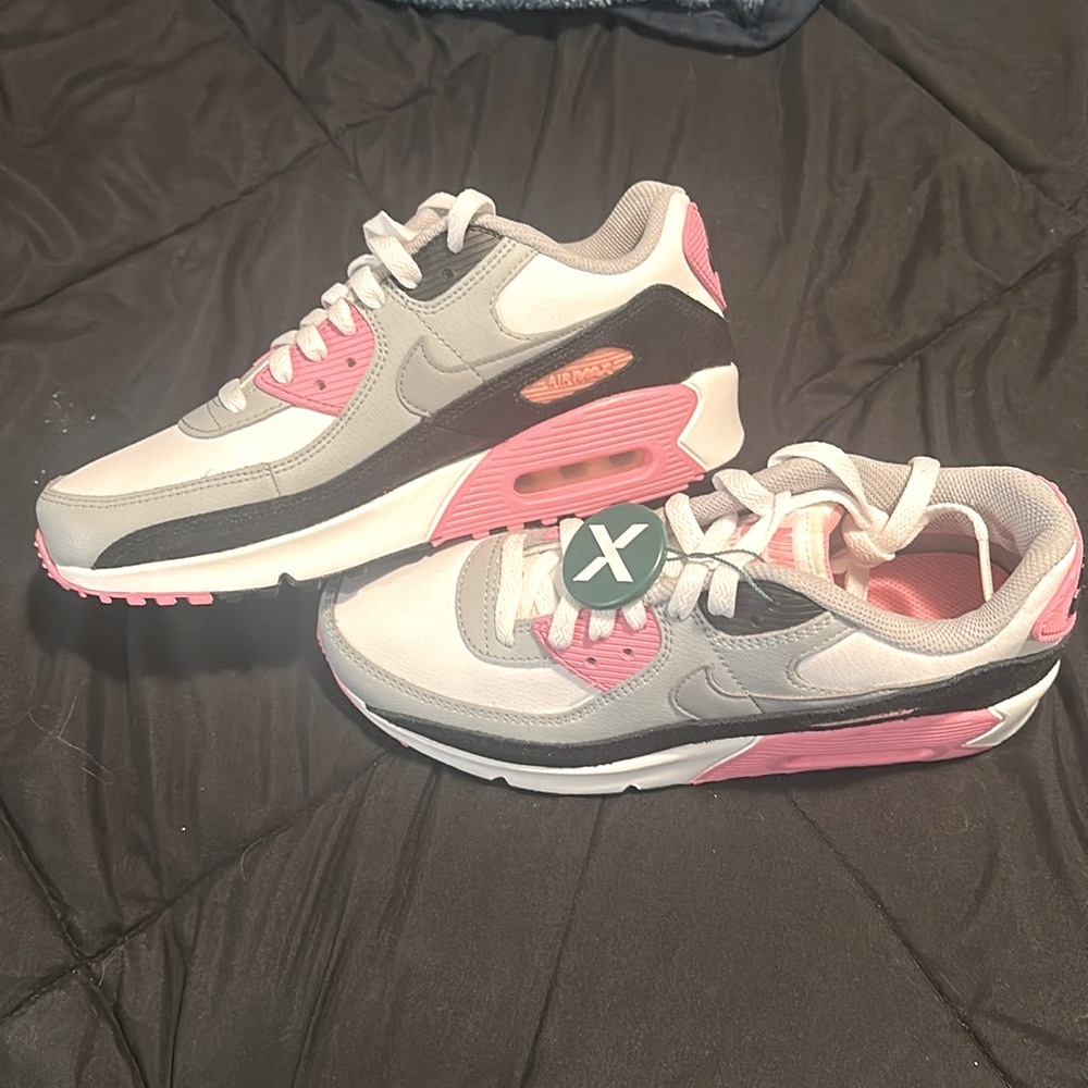 Women’s Nike Air Max 270